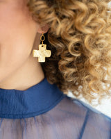 Susan Shaw Gold Medium Cross Earring