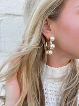 Sheila Fajl Gio Hoops in Pearl