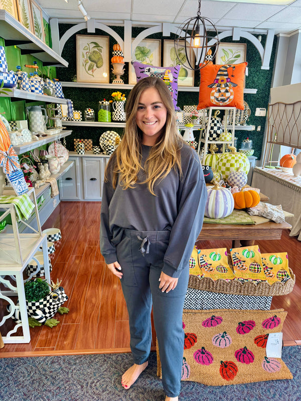 Cali Fleece Anna Crew in Dark Grey