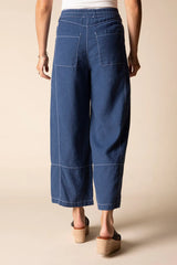Contrast Seams Crop Pant in Navy