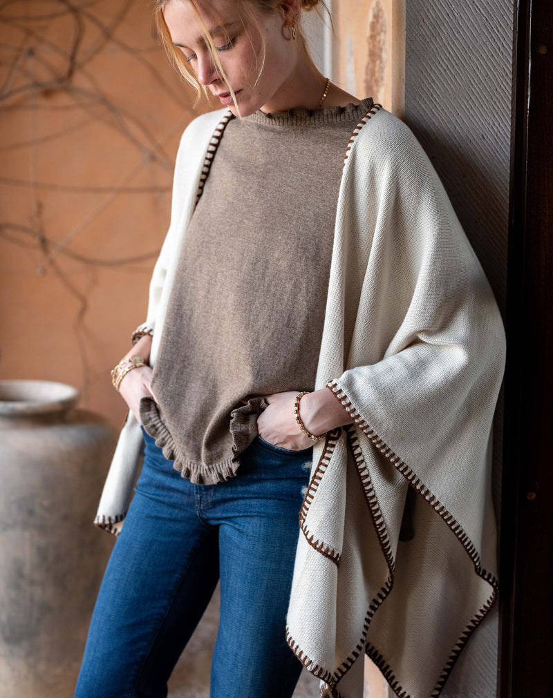 Whipstitch Travel Wrap in Cream/Bronze
